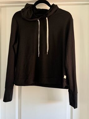 Vuori Black Hoodie with White Care Tag